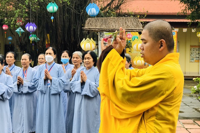 One - Day Retreat at Dong Cao pagoda