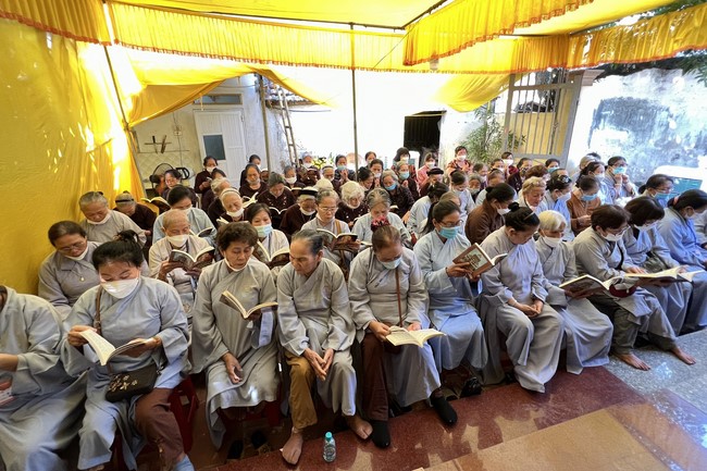 Cúng dường trai Tăng kỳ siêu tại Nam Định