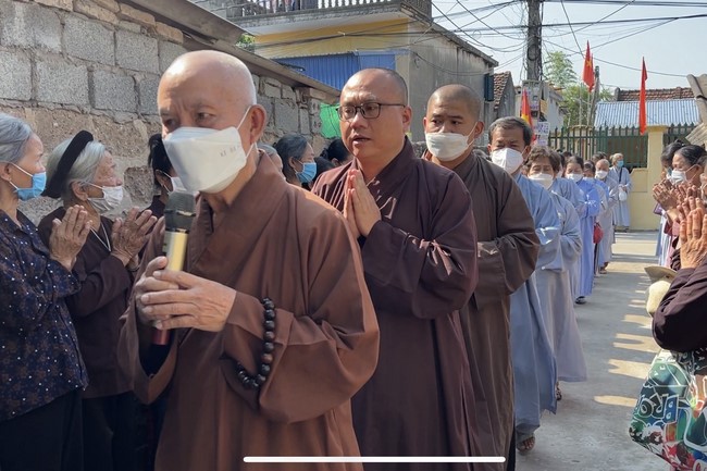 Cúng dường trai Tăng kỳ siêu tại Nam Định