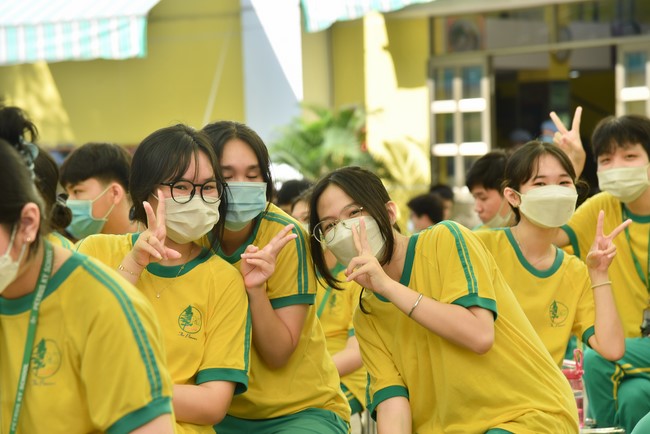 Sharing Dharma at Pétrus Ky Secondary - Primary School in Binh Duong