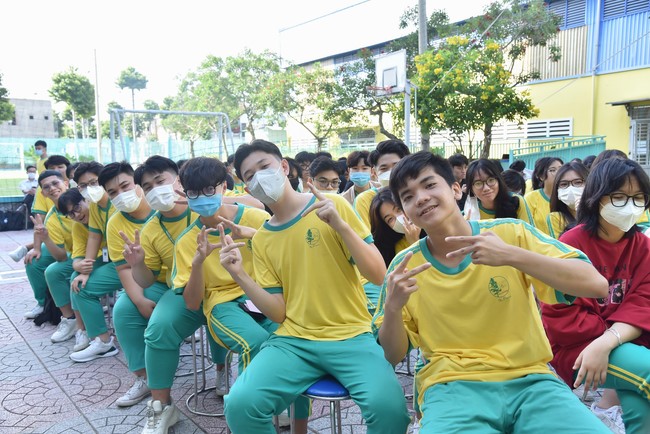 Sharing Dharma at Pétrus Ky Secondary - Primary School in Binh Duong