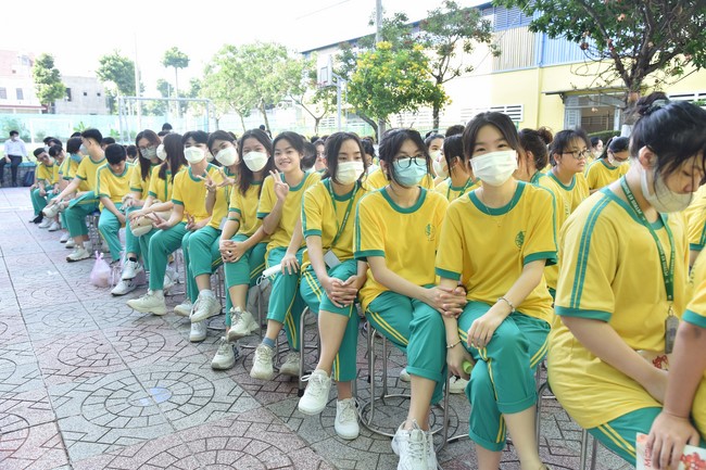 Sharing Dharma at Pétrus Ky Secondary - Primary School in Binh Duong