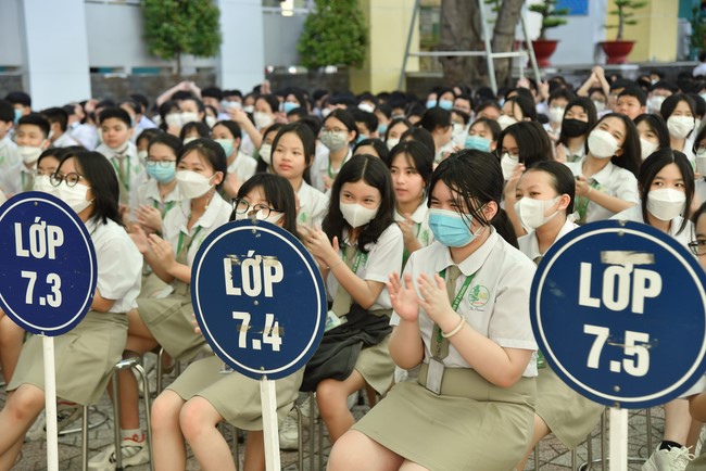 Sharing Dharma at Pétrus Ky Secondary - Primary School in Binh Duong