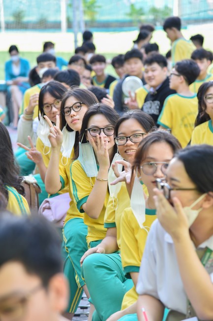 Sharing Dharma at Pétrus Ky Secondary - Primary School in Binh Duong