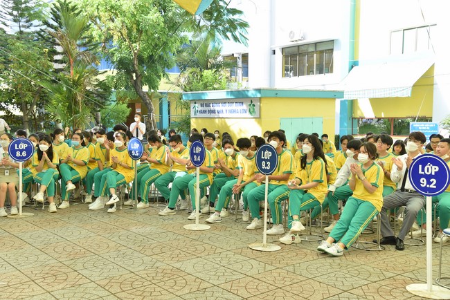Sharing Dharma at Pétrus Ky Secondary - Primary School in Binh Duong