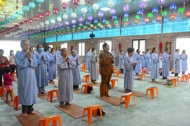 The 2nd One-day Peace Retreat  at Tu Phap Co Tu Pagoda