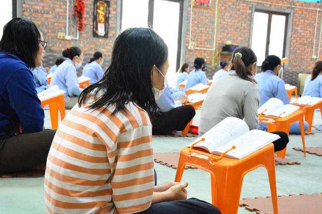 The 2nd One-day Peace Retreat  at Tu Phap Co Tu Pagoda