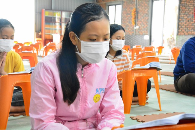 The 2nd One-day Peace Retreat  at Tu Phap Co Tu Pagoda