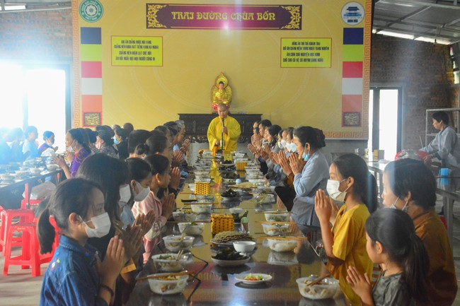 The 2nd One-day Peace Retreat  at Tu Phap Co Tu Pagoda