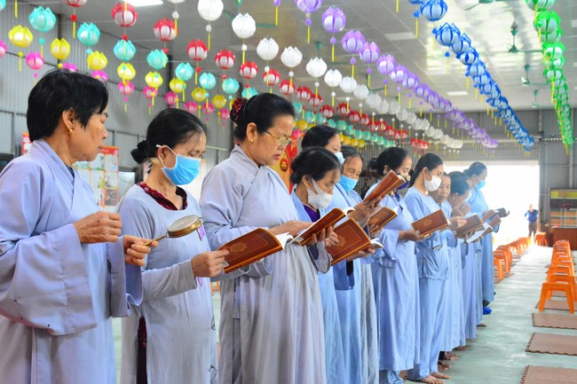 The 2nd One-day Peace Retreat  at Tu Phap Co Tu Pagoda