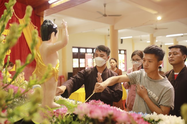 Đại lễ Phật đản chùa Cổ Am