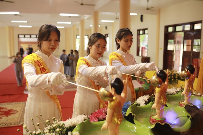 Đại lễ Phật đản chùa Cổ Am