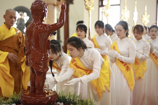 Đại lễ Phật đản chùa Cổ Am