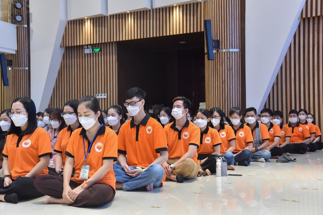 Khoá tu “Sài Gòn Cũng An Nhiên” – CLB Nhân sinh