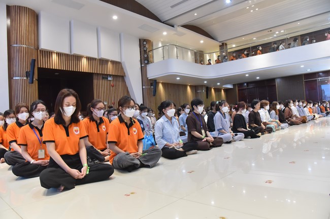 Khoá tu “Sài Gòn Cũng An Nhiên” – CLB Nhân sinh