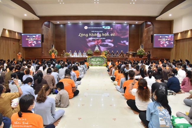 Khoá tu “Sài Gòn Cũng An Nhiên” – CLB Nhân sinh