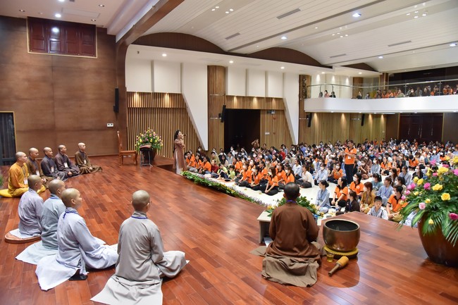 Khoá tu “Sài Gòn Cũng An Nhiên” – CLB Nhân sinh