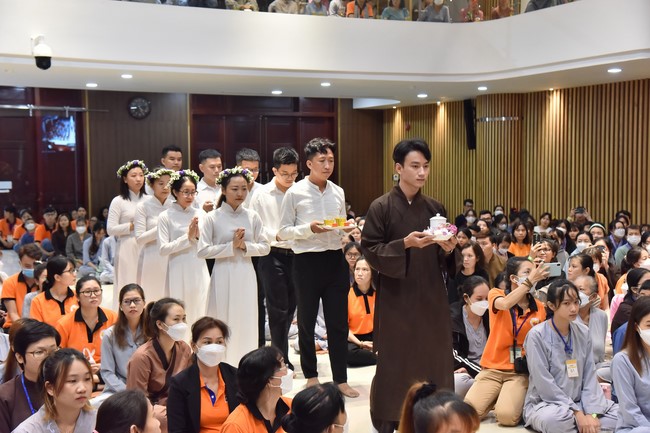 Khoá tu “Sài Gòn Cũng An Nhiên” – CLB Nhân sinh