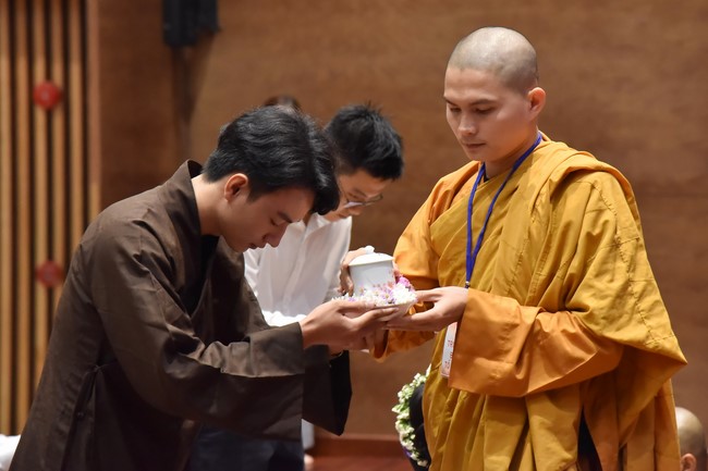 Khoá tu “Sài Gòn Cũng An Nhiên” – CLB Nhân sinh