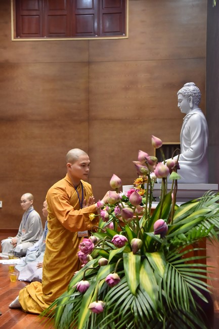 Khoá tu “Sài Gòn Cũng An Nhiên” – CLB Nhân sinh