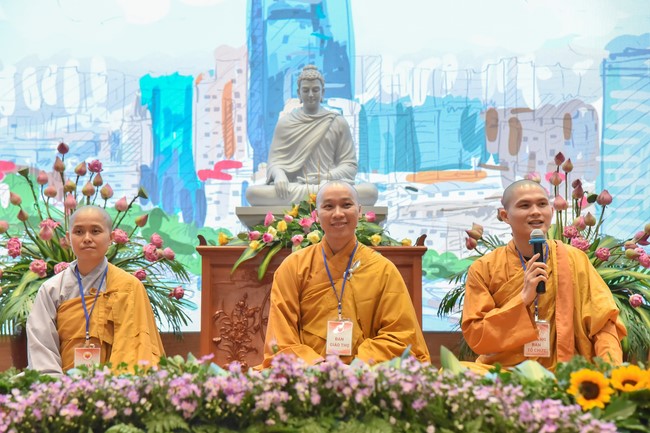 Khoá tu “Sài Gòn Cũng An Nhiên” – CLB Nhân sinh