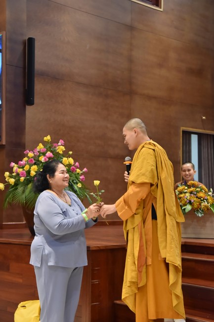 Khoá tu “Sài Gòn Cũng An Nhiên” – CLB Nhân sinh