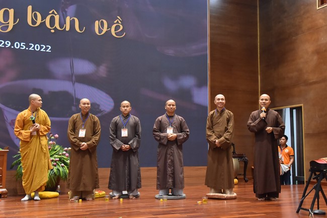 Khoá tu “Sài Gòn Cũng An Nhiên” – CLB Nhân sinh