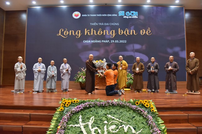 Khoá tu “Sài Gòn Cũng An Nhiên” – CLB Nhân sinh