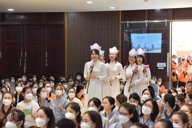 Khoá tu “Sài Gòn Cũng An Nhiên” – CLB Nhân sinh