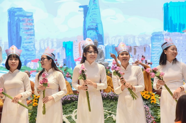 Khoá tu “Sài Gòn Cũng An Nhiên” – CLB Nhân sinh