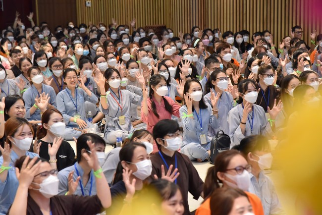 Khoá tu “Sài Gòn Cũng An Nhiên” – CLB Nhân sinh