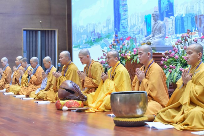 Khoá tu “Sài Gòn Cũng An Nhiên” – CLB Nhân sinh