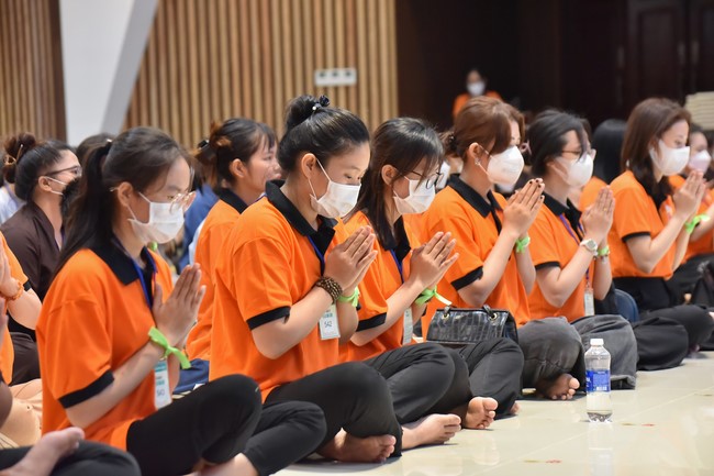 Khoá tu “Sài Gòn Cũng An Nhiên” – CLB Nhân sinh