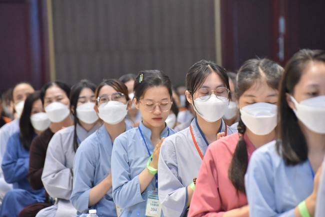 Khoá tu “Sài Gòn Cũng An Nhiên” – CLB Nhân sinh