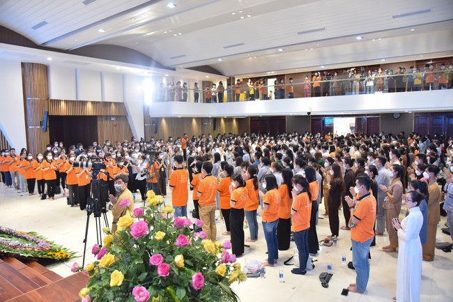 Khoá tu “Sài Gòn Cũng An Nhiên” – CLB Nhân sinh