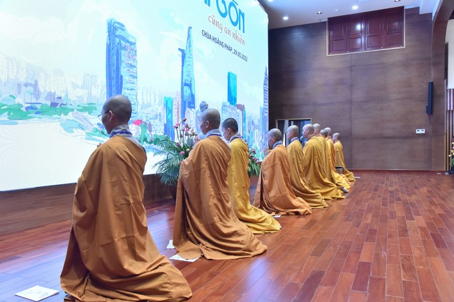 Khoá tu “Sài Gòn Cũng An Nhiên” – CLB Nhân sinh