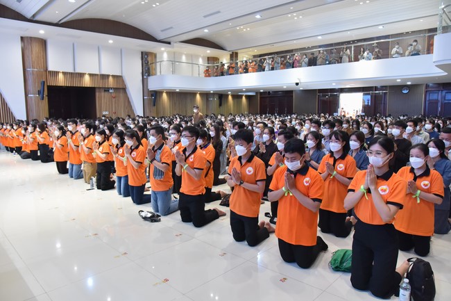 Khoá tu “Sài Gòn Cũng An Nhiên” – CLB Nhân sinh