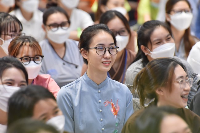 Khoá tu “Sài Gòn Cũng An Nhiên” – CLB Nhân sinh