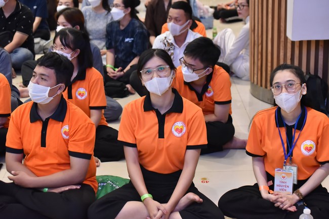 Khoá tu “Sài Gòn Cũng An Nhiên” – CLB Nhân sinh