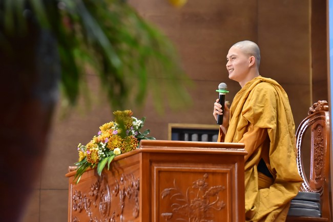 Khoá tu “Sài Gòn Cũng An Nhiên” – CLB Nhân sinh