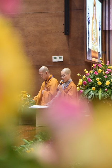 Khoá tu “Sài Gòn Cũng An Nhiên” – CLB Nhân sinh