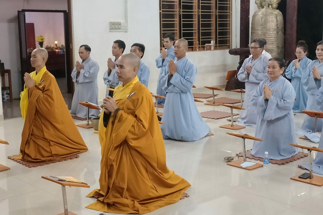 Repentant Ceremony at Dang Phap Pagoda, Binh Phuoc