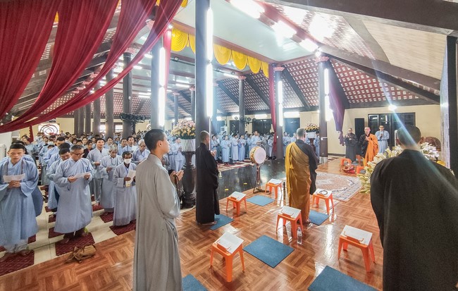 One Day Peaceful Retreat at Hoa Phuc Pagoda