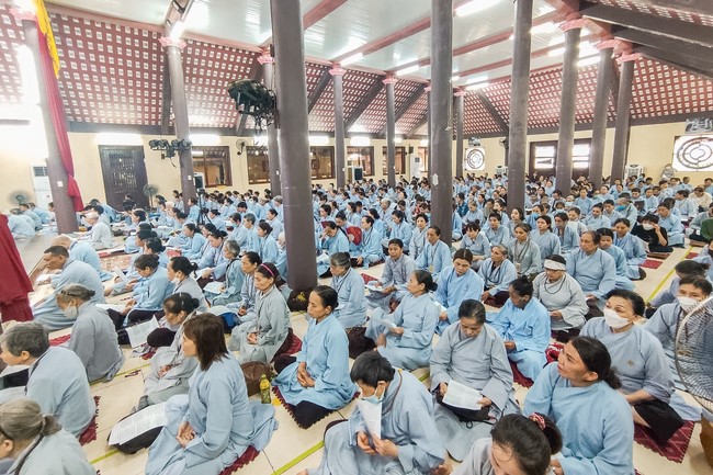 One Day Peaceful Retreat at Hoa Phuc Pagoda