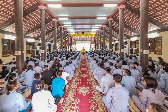One Day Peaceful Retreat at Hoa Phuc Pagoda