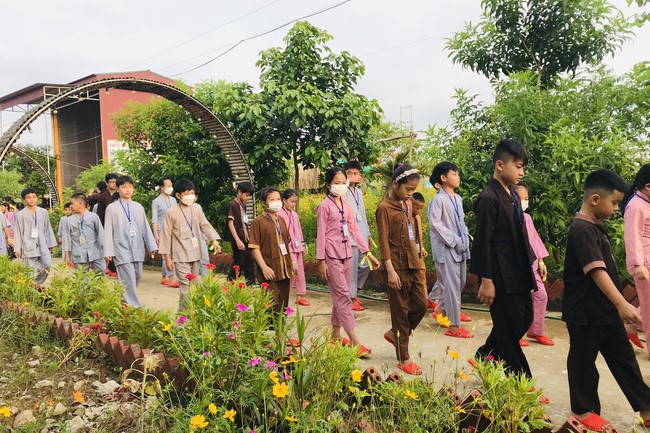 Starting Summer Retreat for children in 2022 at Dong Cao pagoda