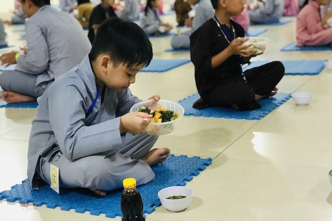 Starting Summer Retreat for children in 2022 at Dong Cao pagoda