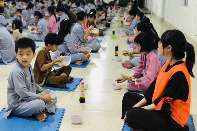 Starting Summer Retreat for children in 2022 at Dong Cao pagoda