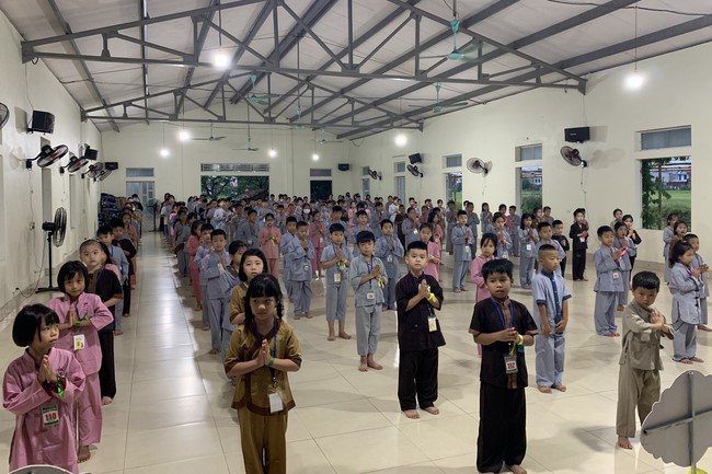 Starting Summer Retreat for children in 2022 at Dong Cao pagoda