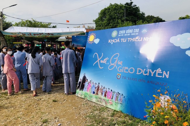 Starting Summer Retreat for children in 2022 at Dong Cao pagoda